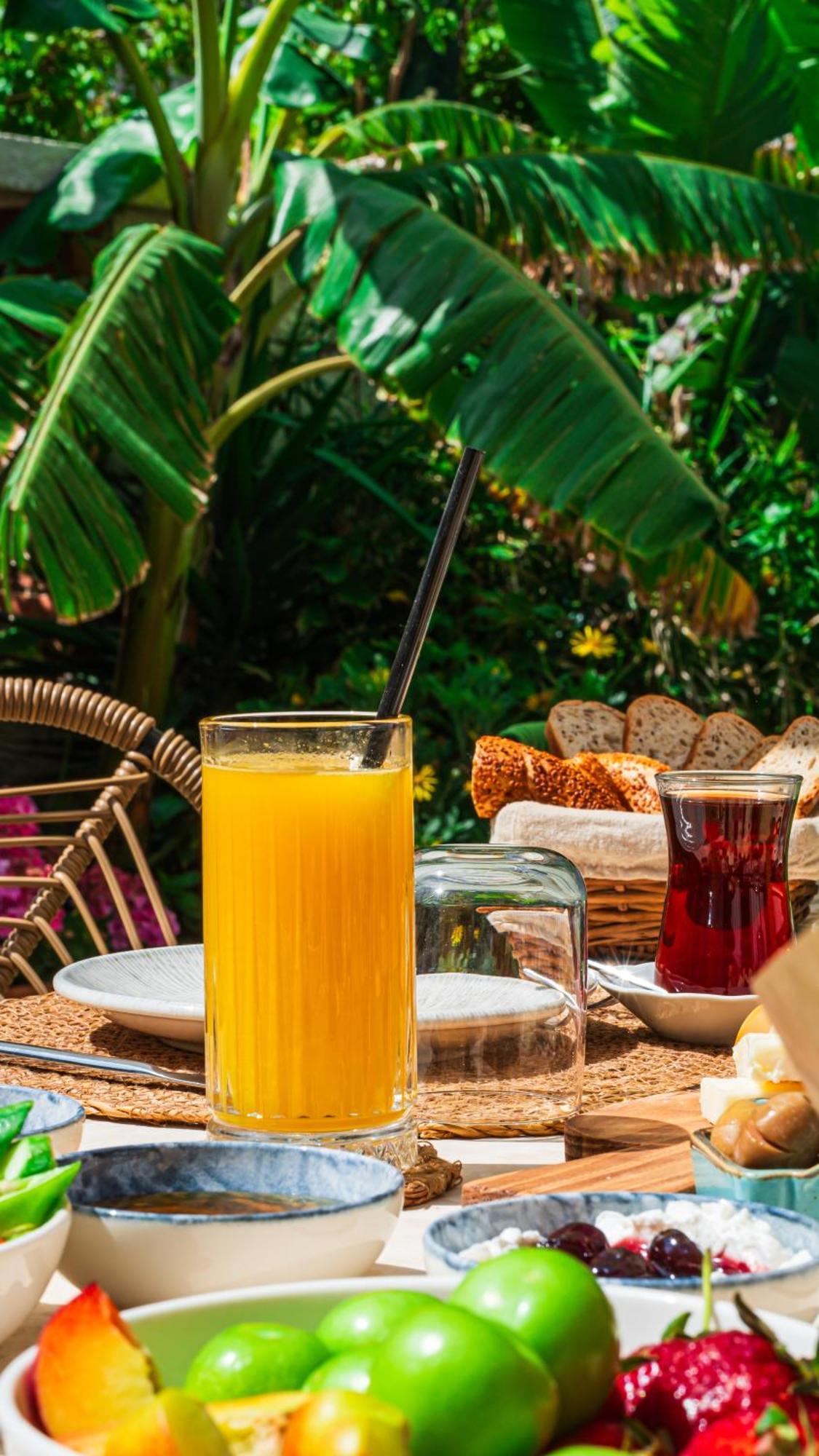 Pom Alacati Boutique Otel Çeşme Eksteriør bilde